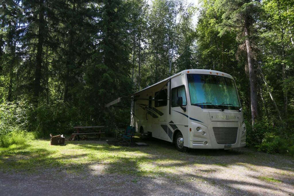 Golden Riverfront Campground Hotel Exterior photo